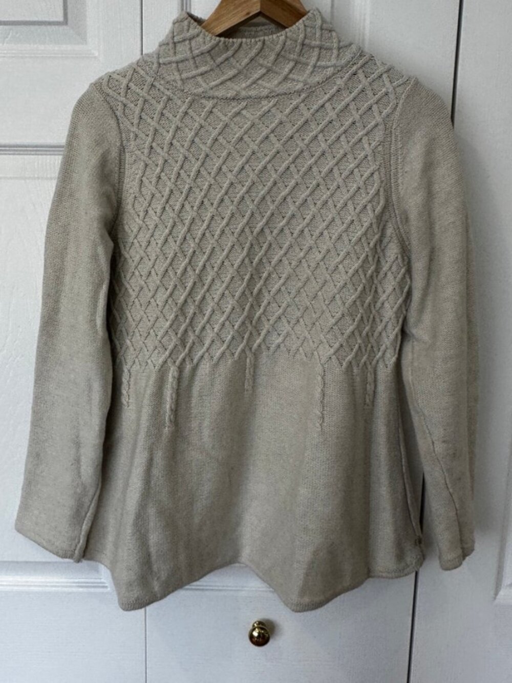 Women's Pure Knits by Neon Buddha sweater, size L
